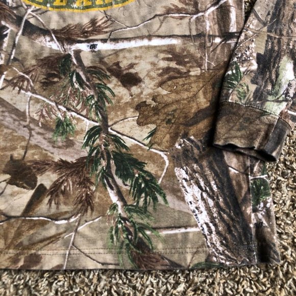 Code V Shirt Mens Small Brown Everybody’s Somebody In Luckenback Texas Camo Tee - Picture 3 of 13